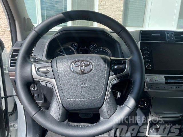 Toyota Land Cruiser 2.8 D-4D Automatik vin 055 Pick up de caixa aberta