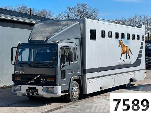 Volvo FL 6-11 Turbo Pferdetransporter 7 Pferde Camiões de transporte de animais