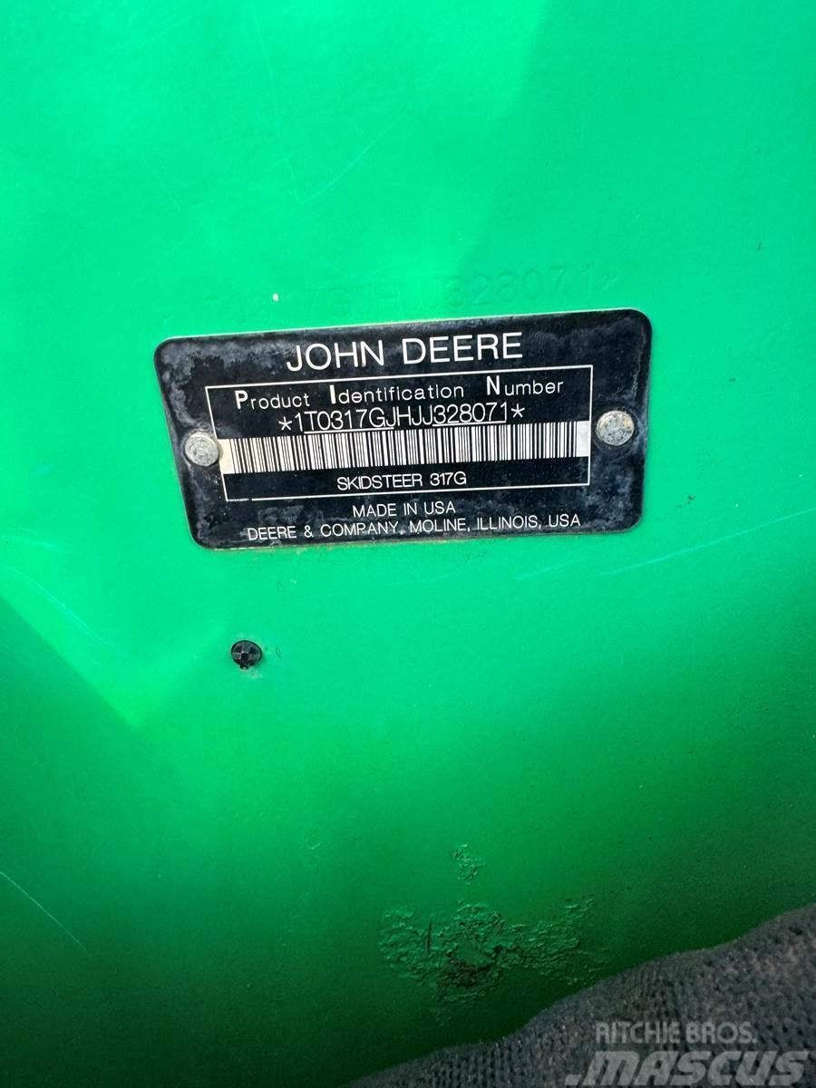 John Deere 317G Carregadoras de direcção deslizante