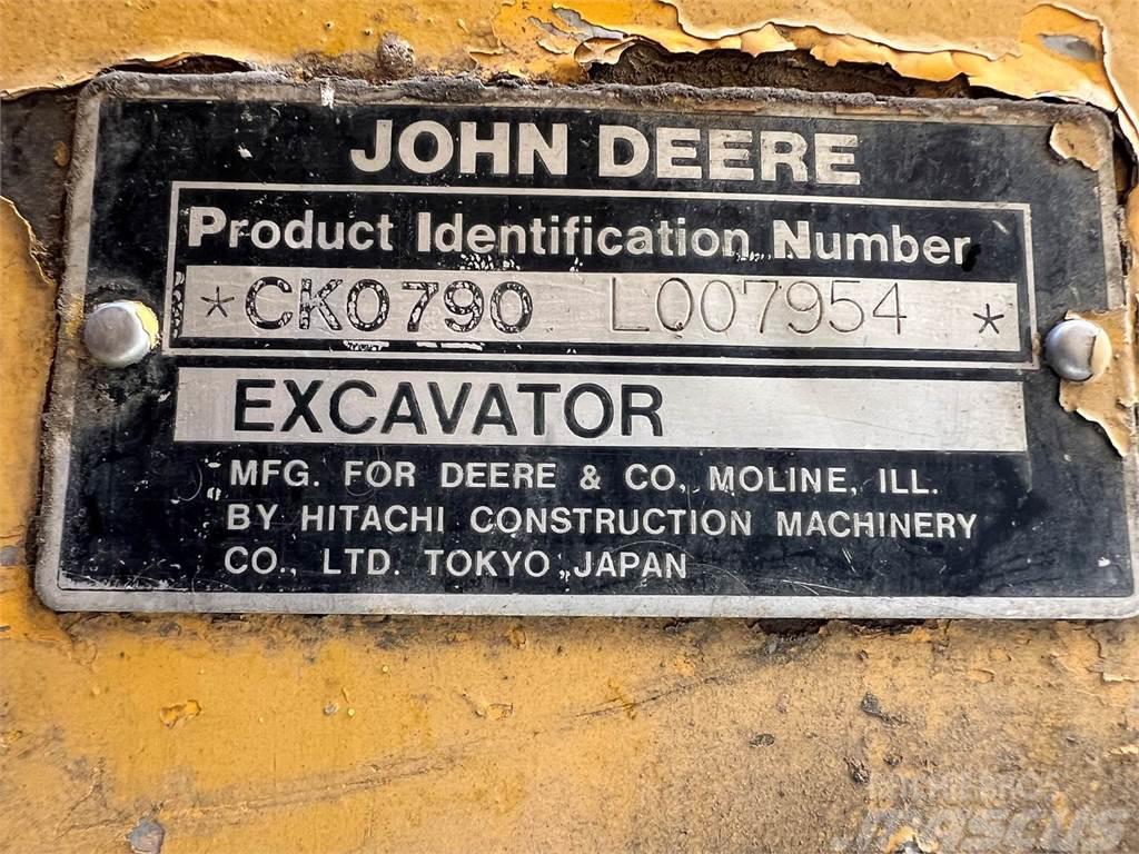 John Deere 790D LC Carregadores