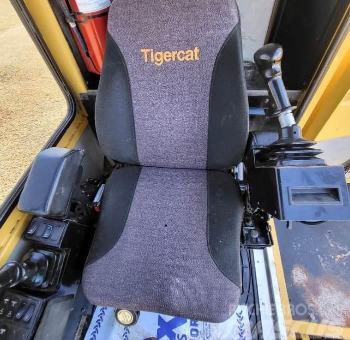 Tigercat 234B Carregadores