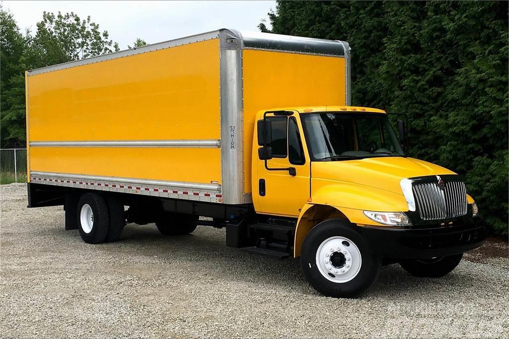 International 4300 SBA 4X2 Camiões de caixa fechada