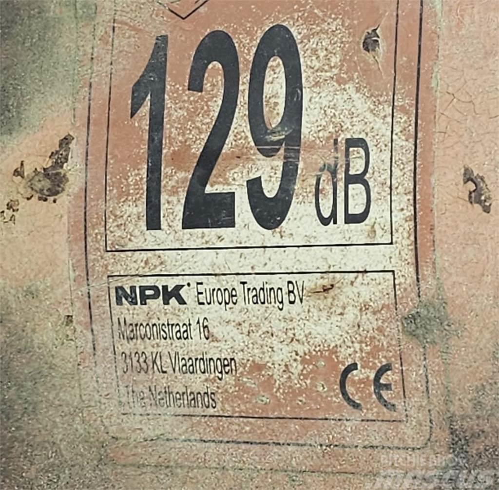 NPK E-210 C iskuvasara NTP10 kiinnikkeellä Martelos Hidráulicos