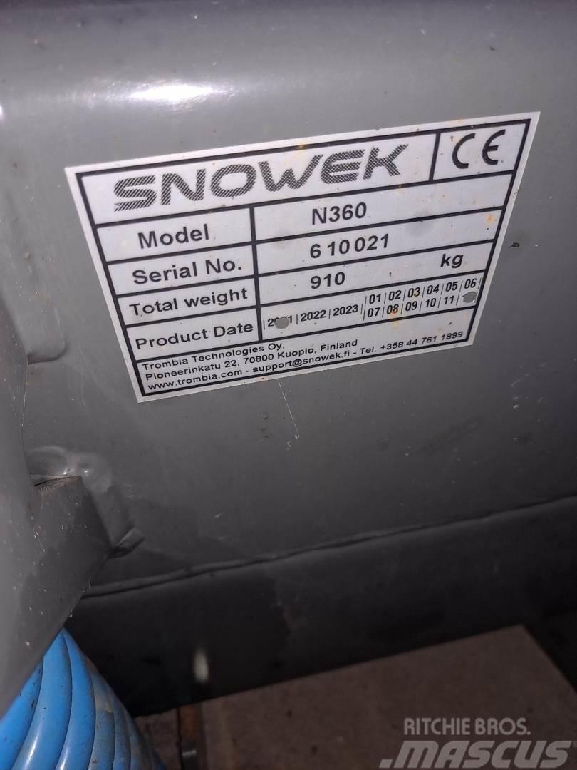Snowek N 360 Outros limpa-neves e máquinas de limpeza viária