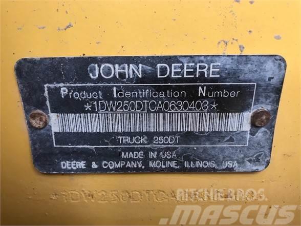 John Deere 250D II Camiões articulados