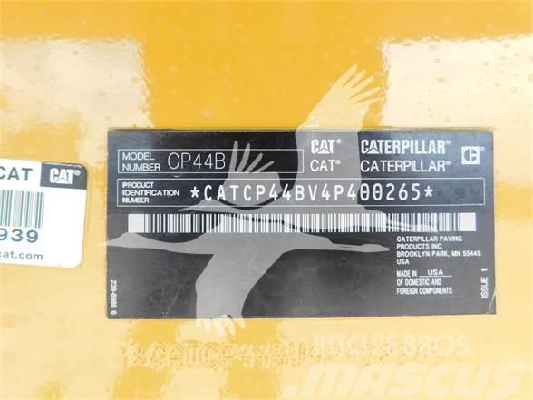 CAT CP44B Cilindros Compactadores monocilíndricos