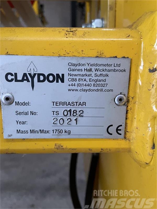 Claydon Terrastar 6m, Spaderulleharve med APV spreder. Grades