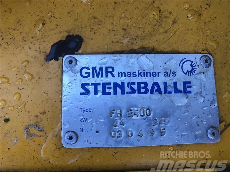 GMR Stensballe  FH 2400 Corta-Relvas montadas e arrastadas