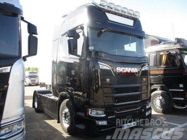 Scania S 590 A4x2NB Tractores (camiões)