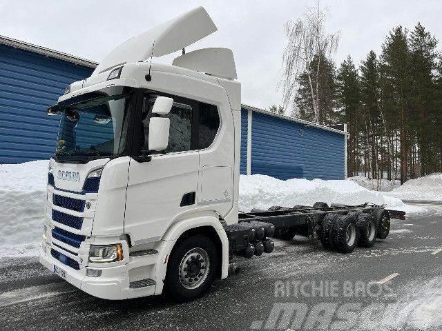 Scania R 650 B8x4*4NB Camiões de chassis e cabine
