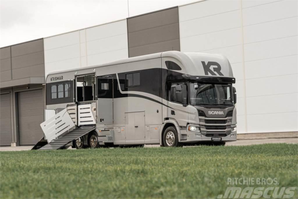 Scania P410 6x2*4 KRISMAR 6 hästar Camiões de transporte de animais
