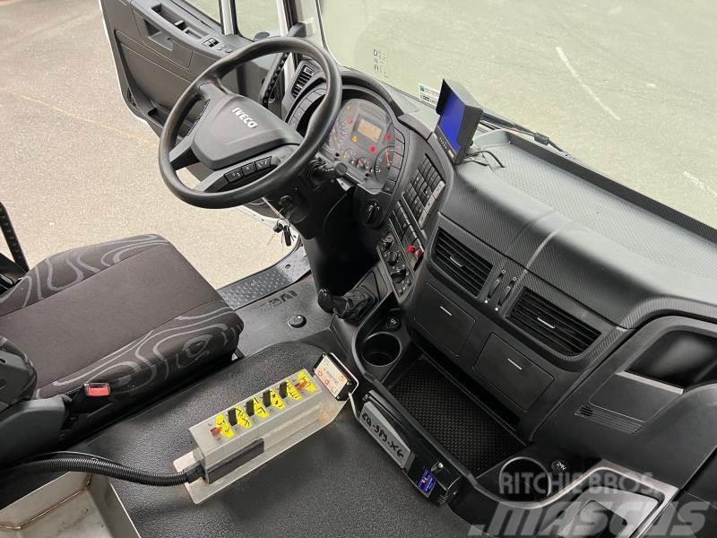 Iveco Eurotrakker Camiões caixa desmontável com elevador de cabo