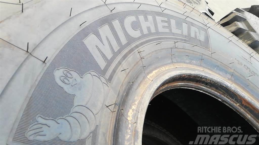 Michelin 23.5R25 Xadn+ 185B NEW DEMOUNT. Pneus, Rodas e Jantes