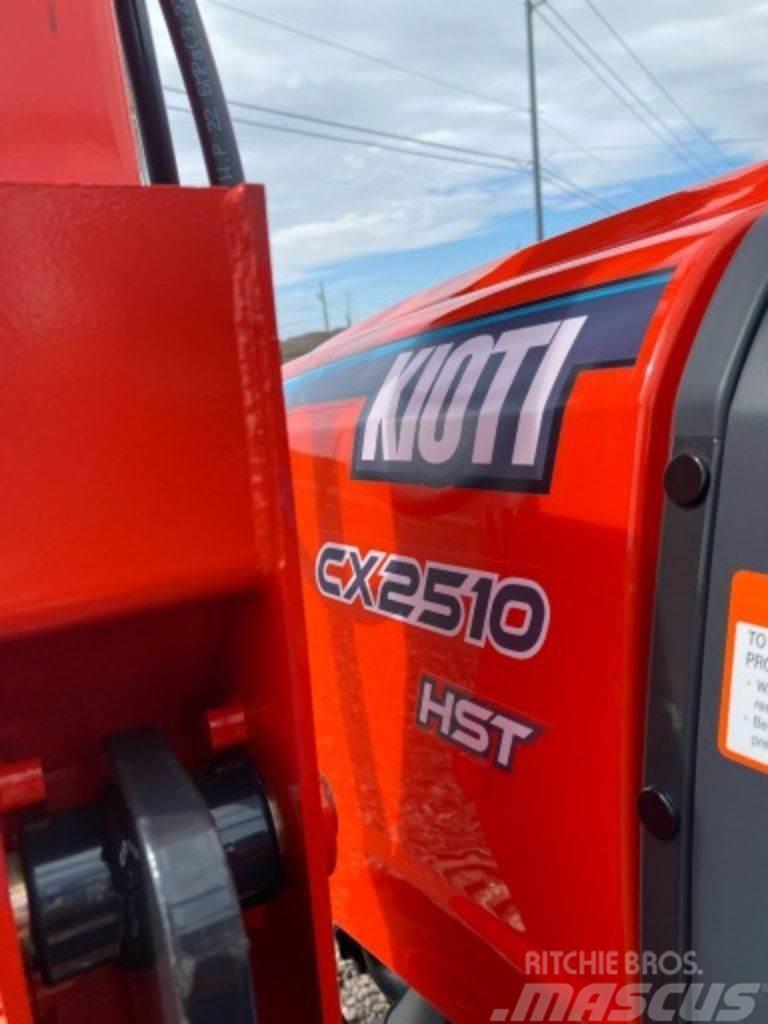 Kioti CX2510HB Hystat Diesel 4x4 Tractor Loader Tratores Agrícolas usados