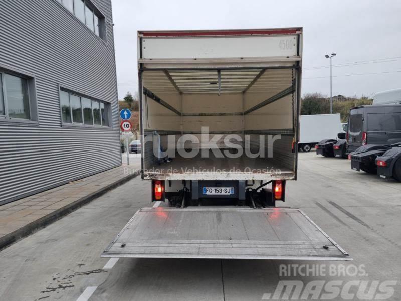 Renault D14.240 Camiões de caixa fechada