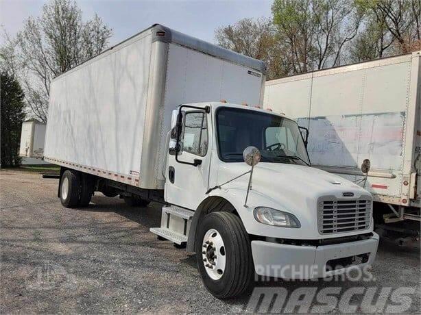 Freightliner M2 106 Outros