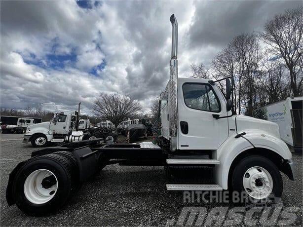 Freightliner M2 112 Outros