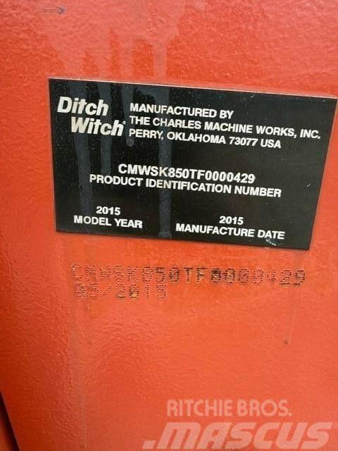 Ditch Witch SK850 Carregadoras de direcção deslizante