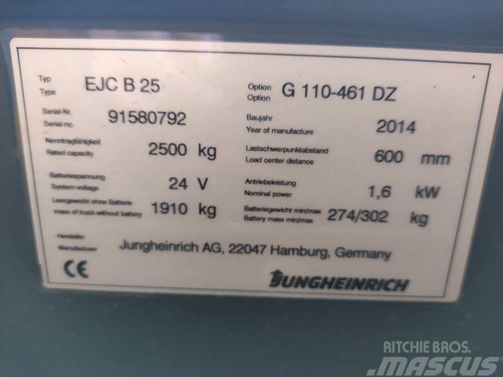 Jungheinrich EJC-B-25-G110-461 DZ Empilhador para operador externo